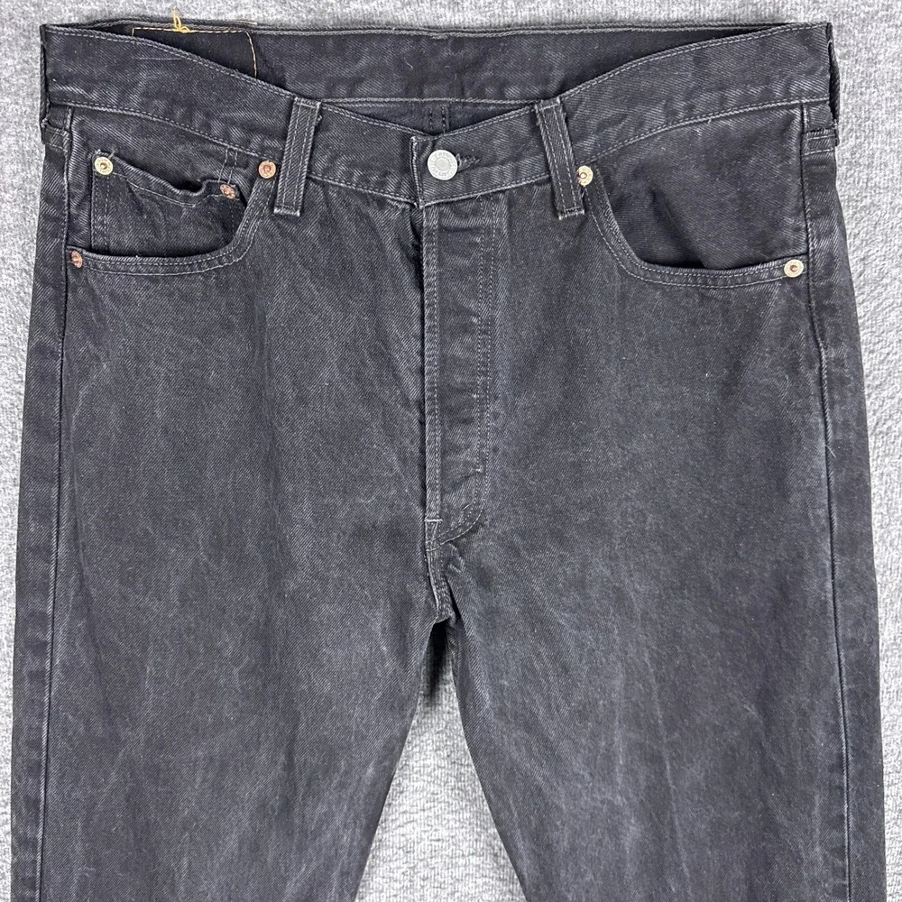 Vintage Levis 501 Jeans Mens 34x34 Black Denim Straight Leg Button Fly USA‎ 90s